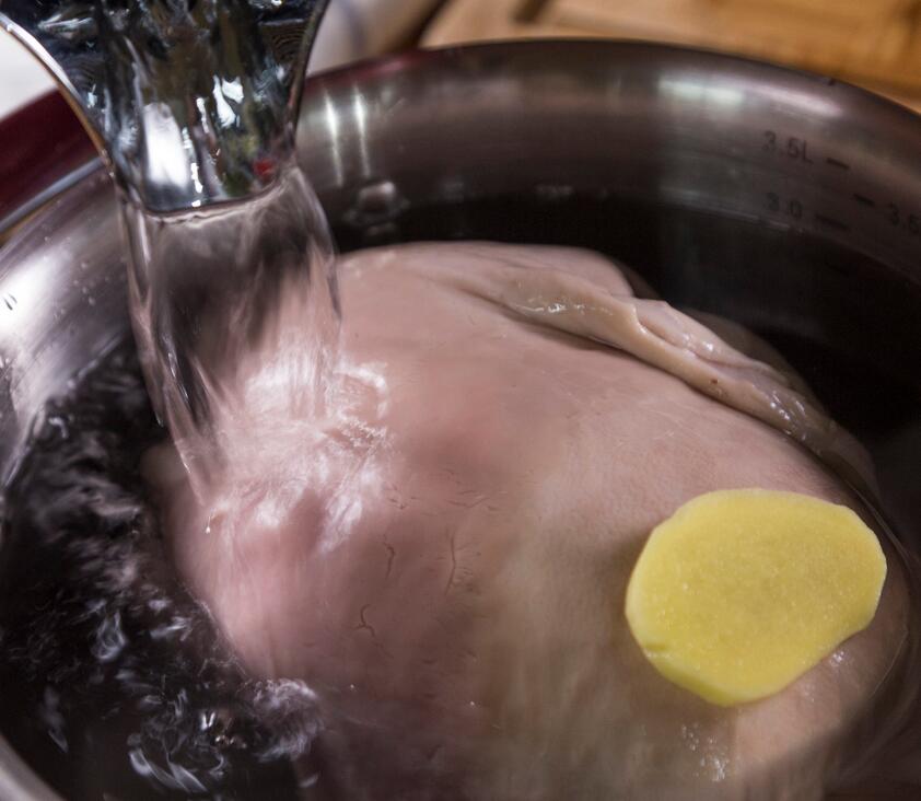 圖片[5]-【豬肚包雞】做法步驟圖 多加這個食材燉 小孩常吃身體強(qiáng)壯長-起舞食譜網(wǎng)