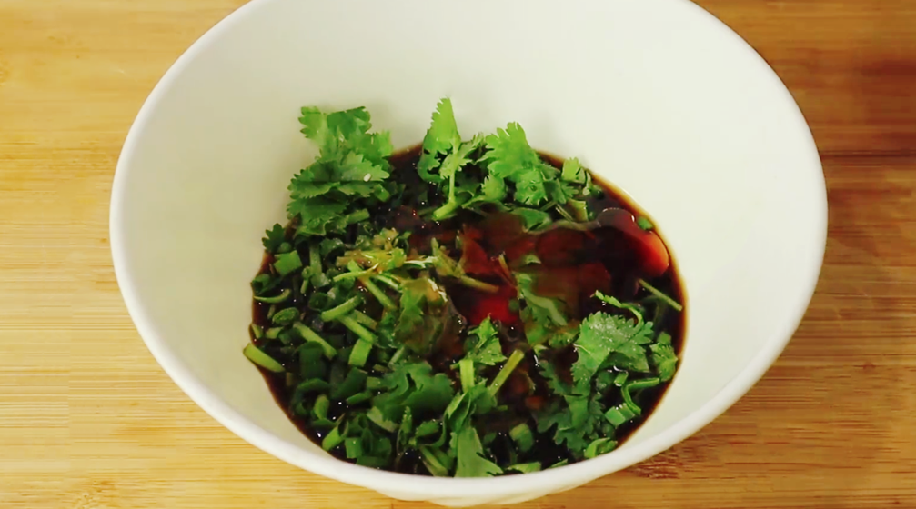 圖片[2]-【酸辣雞蛋面條】做法步驟圖 營養美味 5分鐘搞定全家人早餐-起舞食譜網