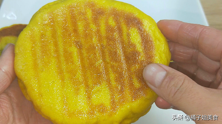 圖片[2]-南瓜早餐餅新做法 色香味俱全 營養(yǎng)豐富 大人小孩都愛-起舞食譜網(wǎng)