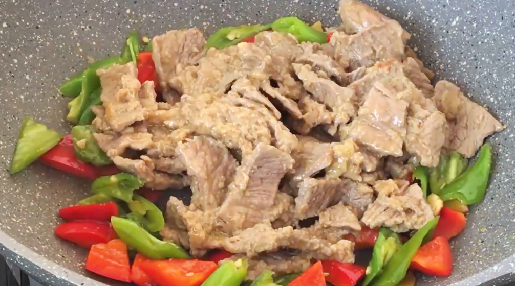 圖片[5]-【小炒牛肉】做法步驟圖 教你正確做法 牛肉鮮嫩不柴-起舞食譜網(wǎng)