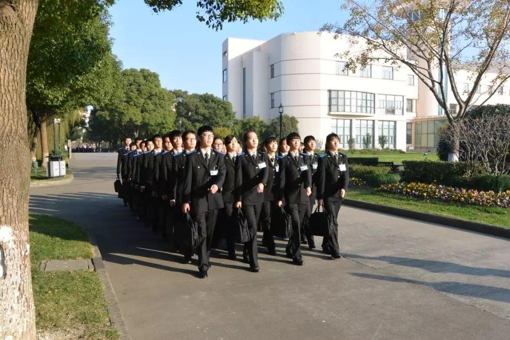 上海海关学院就业(考入上海海关学院)