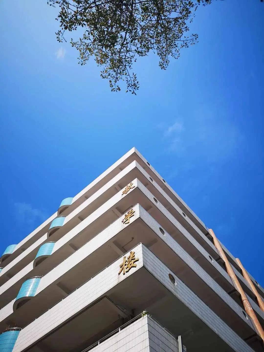 南庄中学(2021年佛山最美校园逐个看)