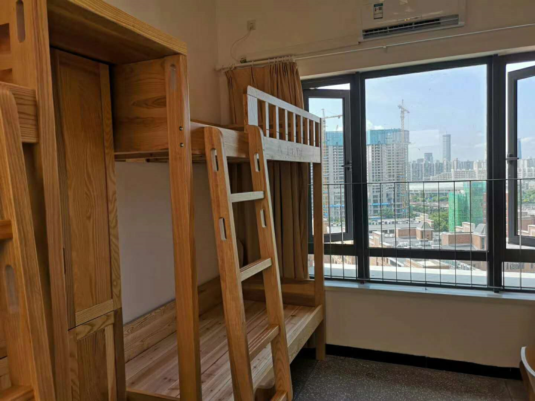 红岭中学高中部(深圳公办高中学费及住宿情况汇总)