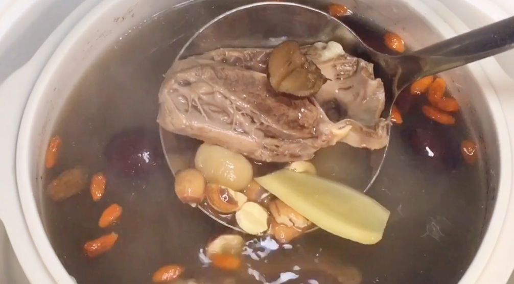 图片[4]-【安神猪心汤】做法步骤图 营养美味做法简单 常吃身体更健康-起舞食谱网