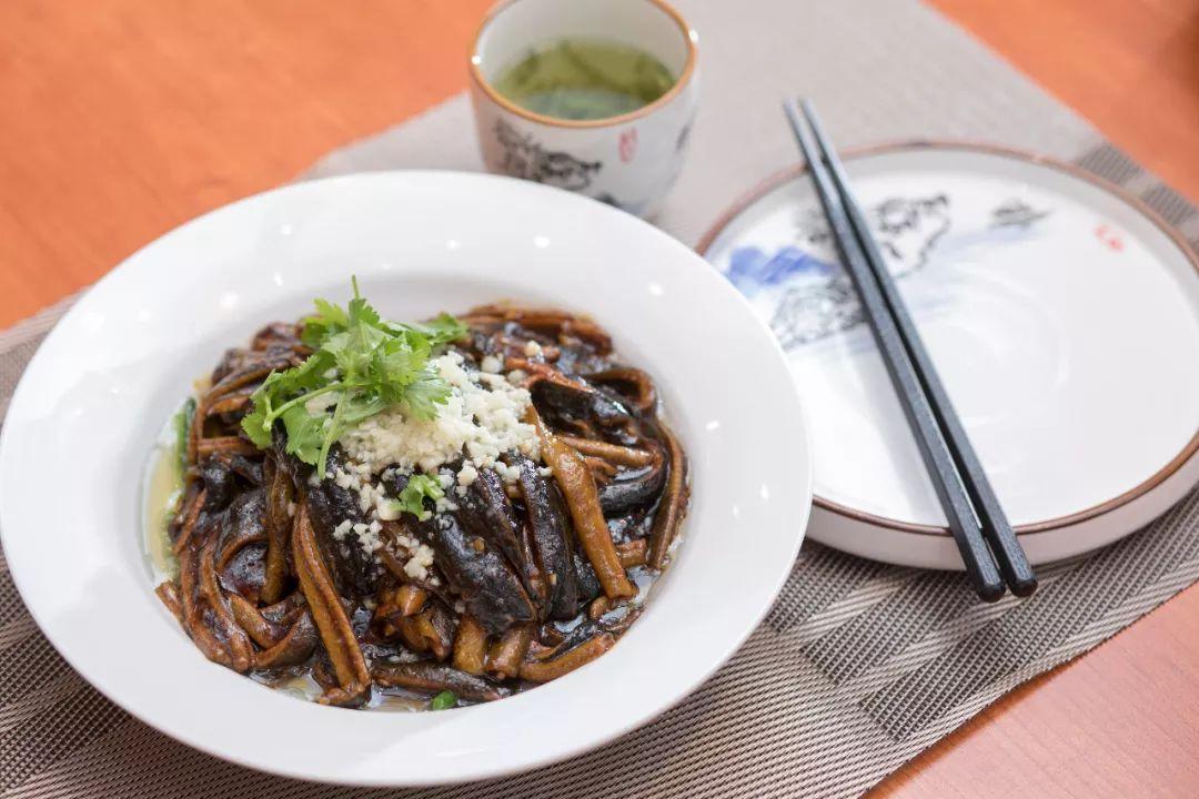 国宴菜是什么菜系（浅谈中国八大菜系）