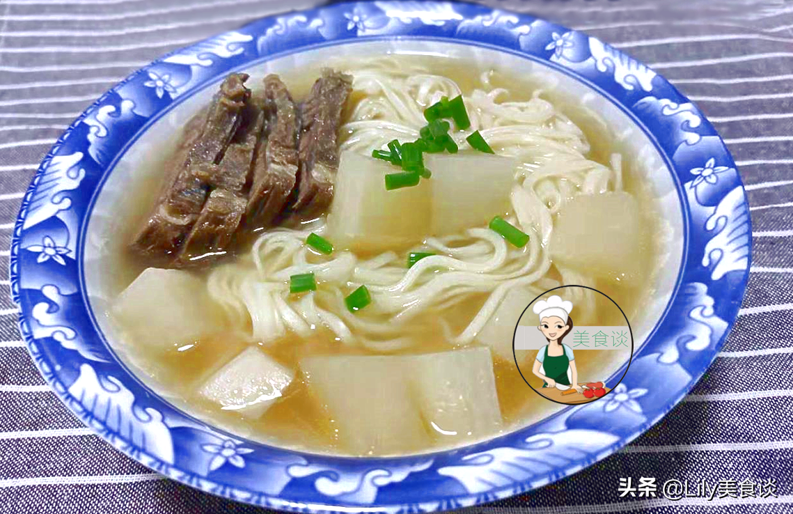 冬天萝卜养人（冬天吃水萝卜的好处）