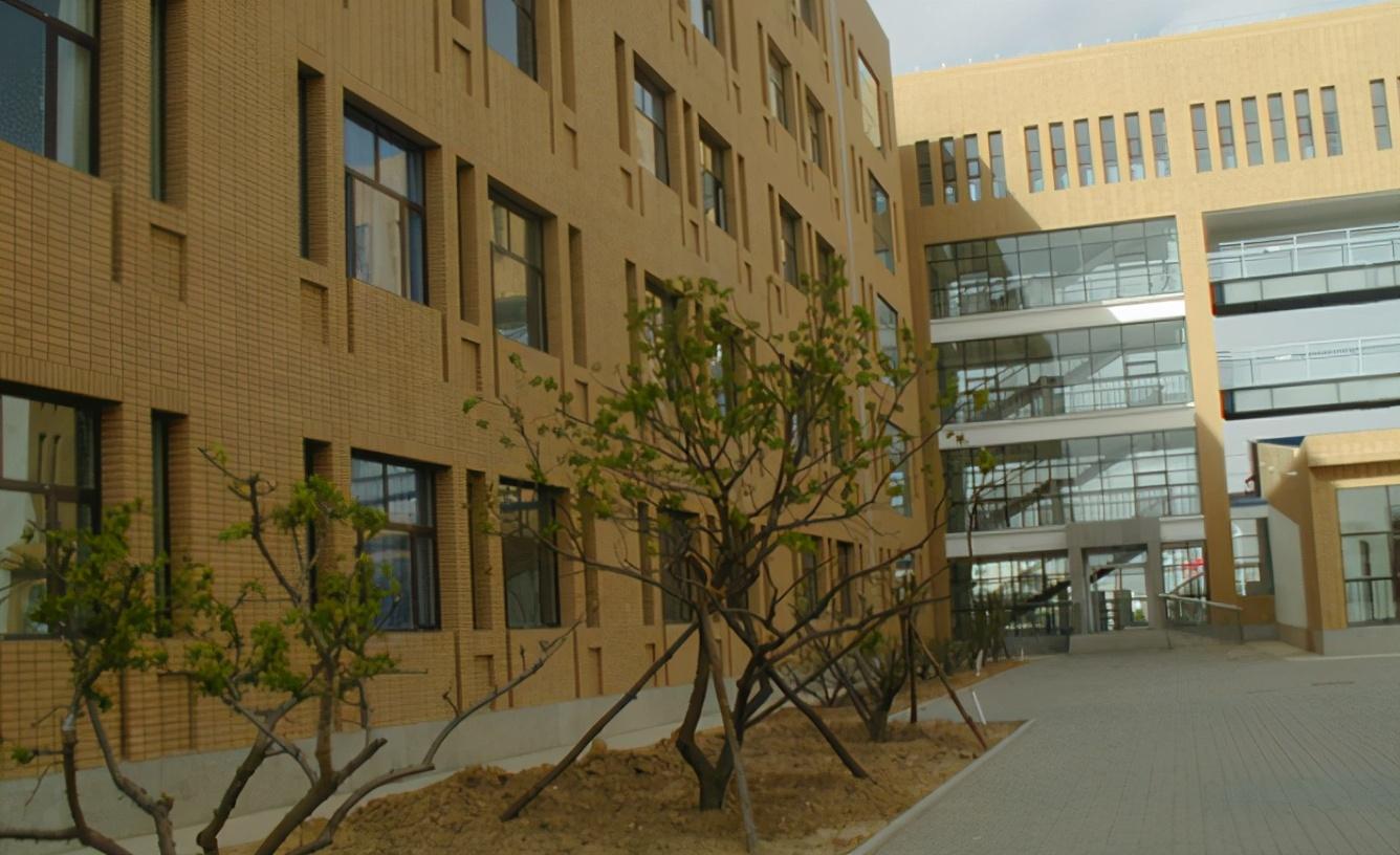 宁城高级中学(内蒙古赤峰市这四所重点中学)