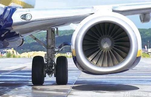 ge90发动机，波音777发动机为何只有ge90（世界上最强大的航空发动机GE90）