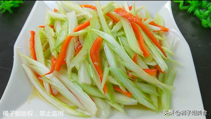 图片[8]-【凉拌芹菜】做法步骤图 不炒不腌制  看着就馋人-起舞食谱网