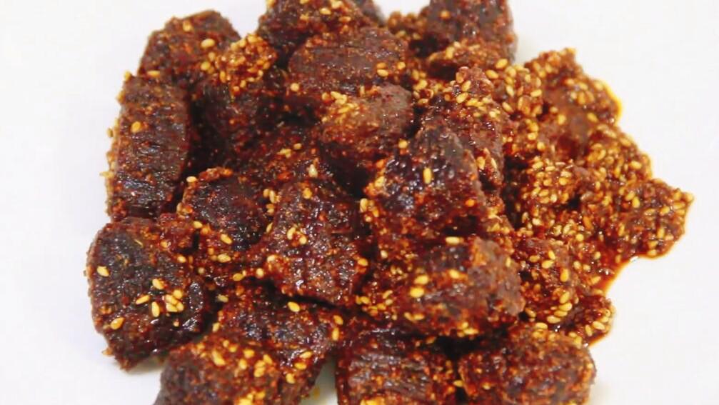 图片[1]-【麻辣牛肉干】做法步骤图 麻辣鲜香 好吃到舔手指过瘾-起舞食谱网