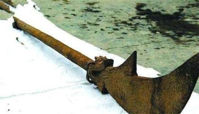 1979年,洛阳一场大雨冲开一处墓穴,墓里挖出关羽碑文