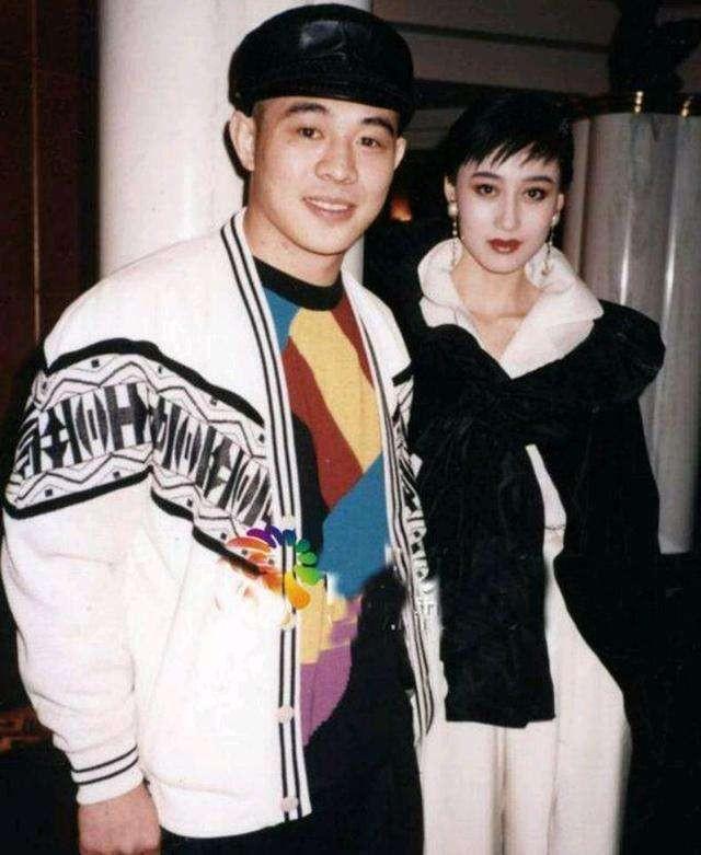 李连杰前妻黄秋燕现状惨淡,74岁宫雪花伸张正义,痛骂男方是渣男