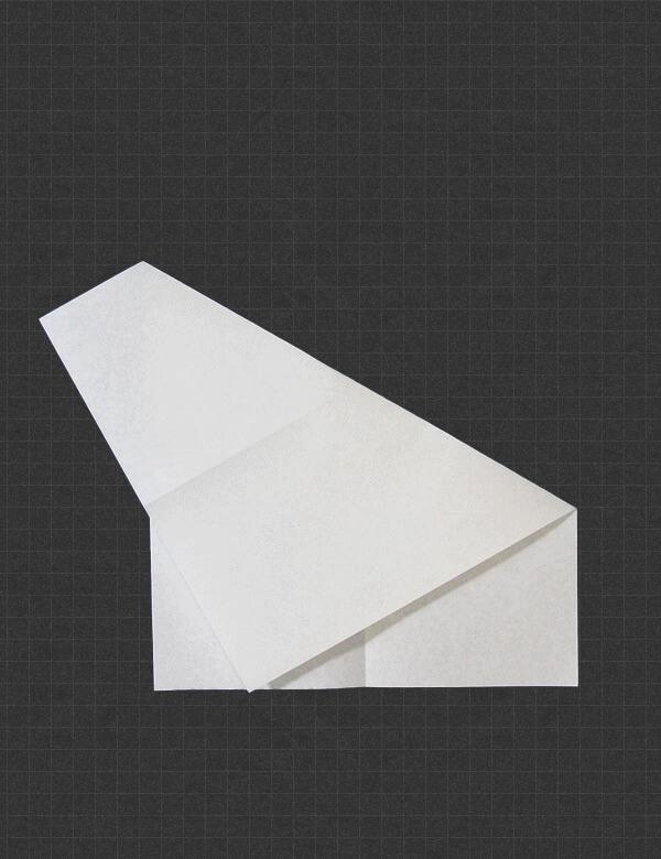 怎么折滑翔纸飞机（零基础疾速滑翔机折纸教程）