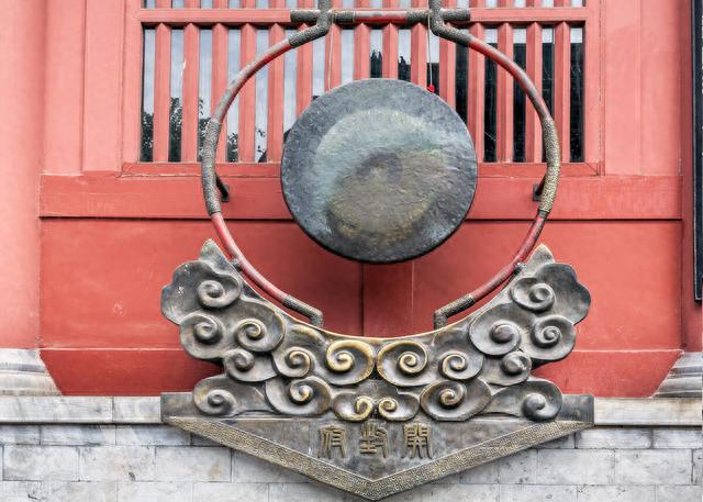  钢琴属于什么乐器，今天以钢琴为例说一下乐器的分类