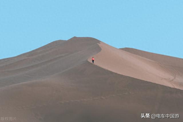 探访新疆吐鲁番神秘古村落体验“黄粘土”文化的光芒