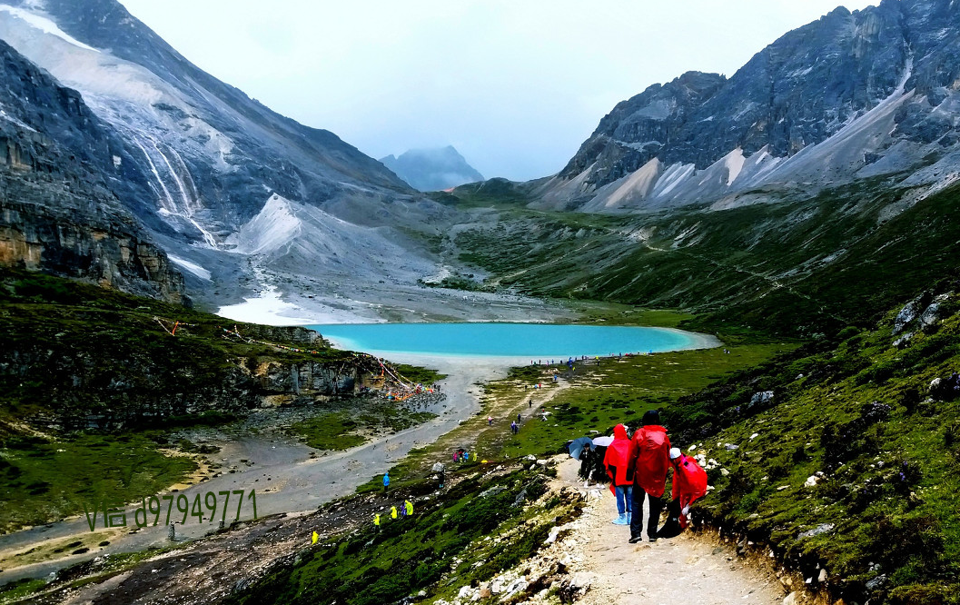 稻城亚丁六日游怎么玩（详解稻城亚丁旅游景点及路线安排）