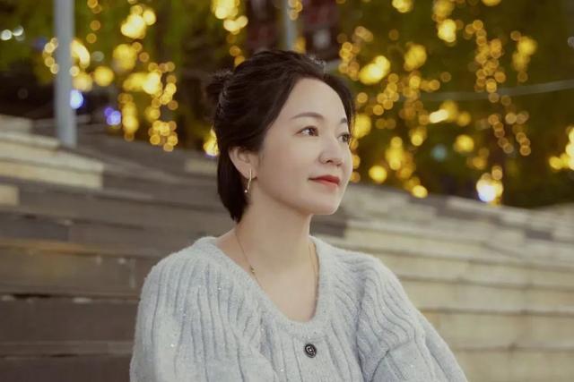 阿雅主持的节目(阿雅老公仁波切为什么是活佛)