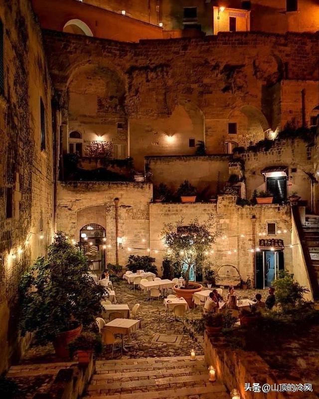 意大利旅游景点，意大利的特色旅游景点（意大利旅行必去的十个地方）