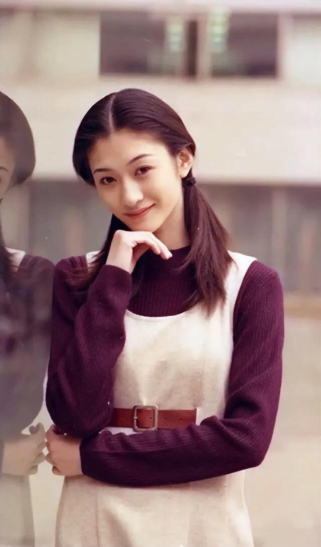 李小冉个人资料(关于李小冉家庭背景与婚姻现状)