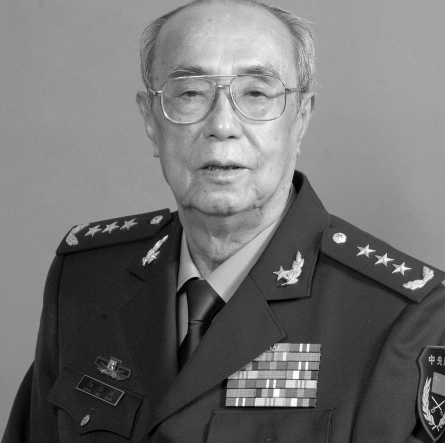 国防大学校长什么级别(3万多名开国校官中)