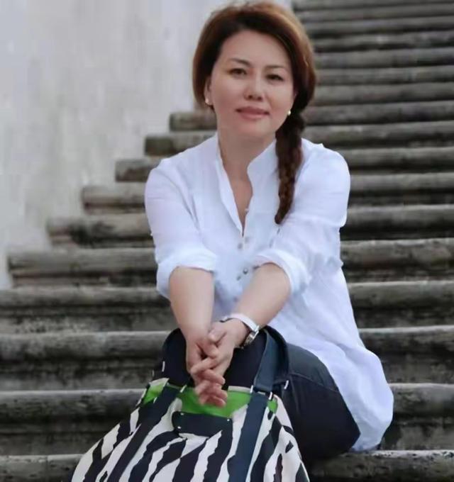 北大教授状告央视(北大教授愤怒状告央视8套)