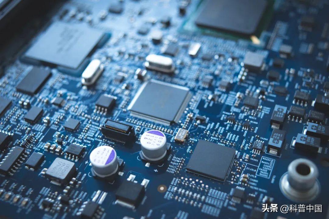 芯片和处理器 芯片=电脑 CPU？打住！它远没有你想象的简单