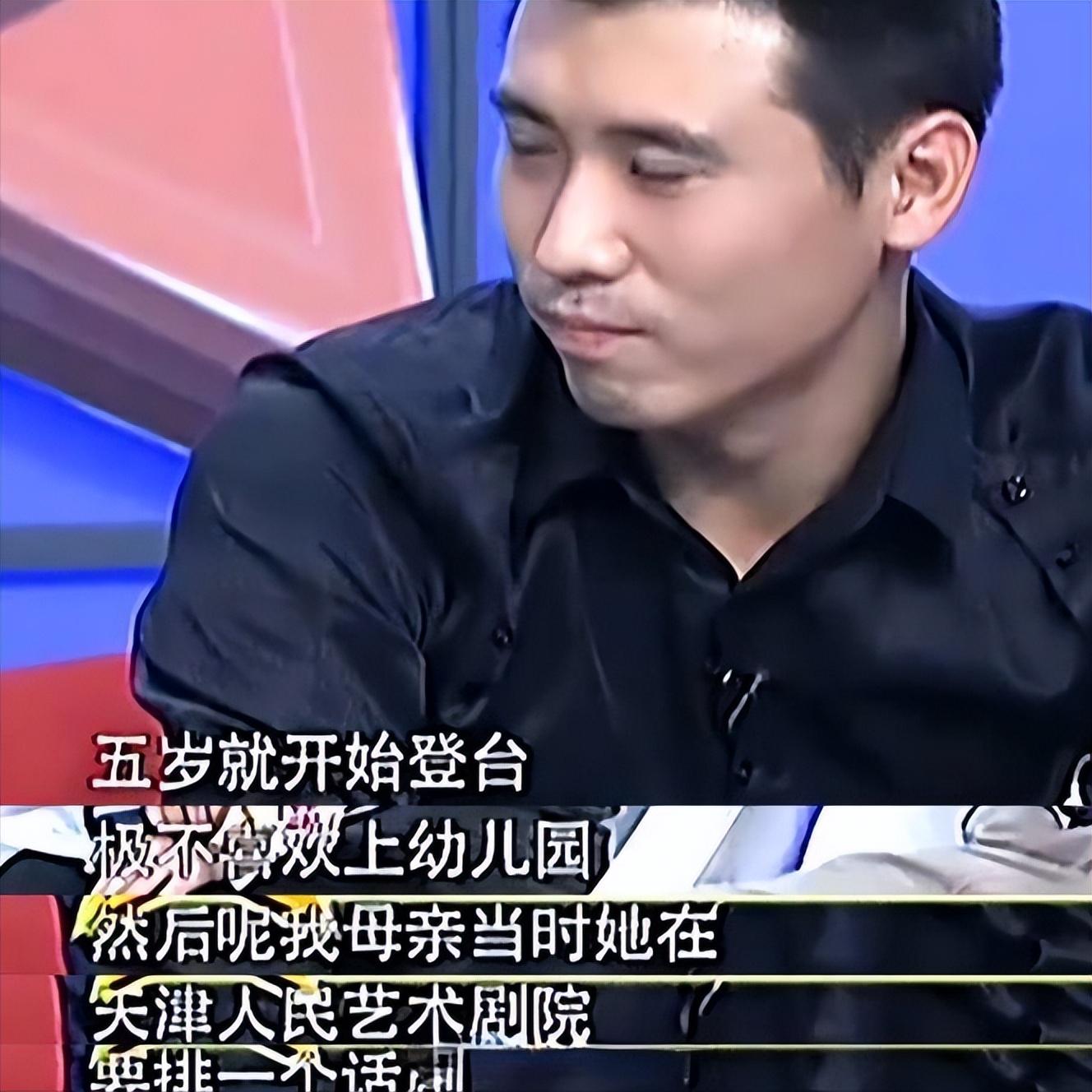 李乃文一家三口照片（演员李乃文个人经历详解）