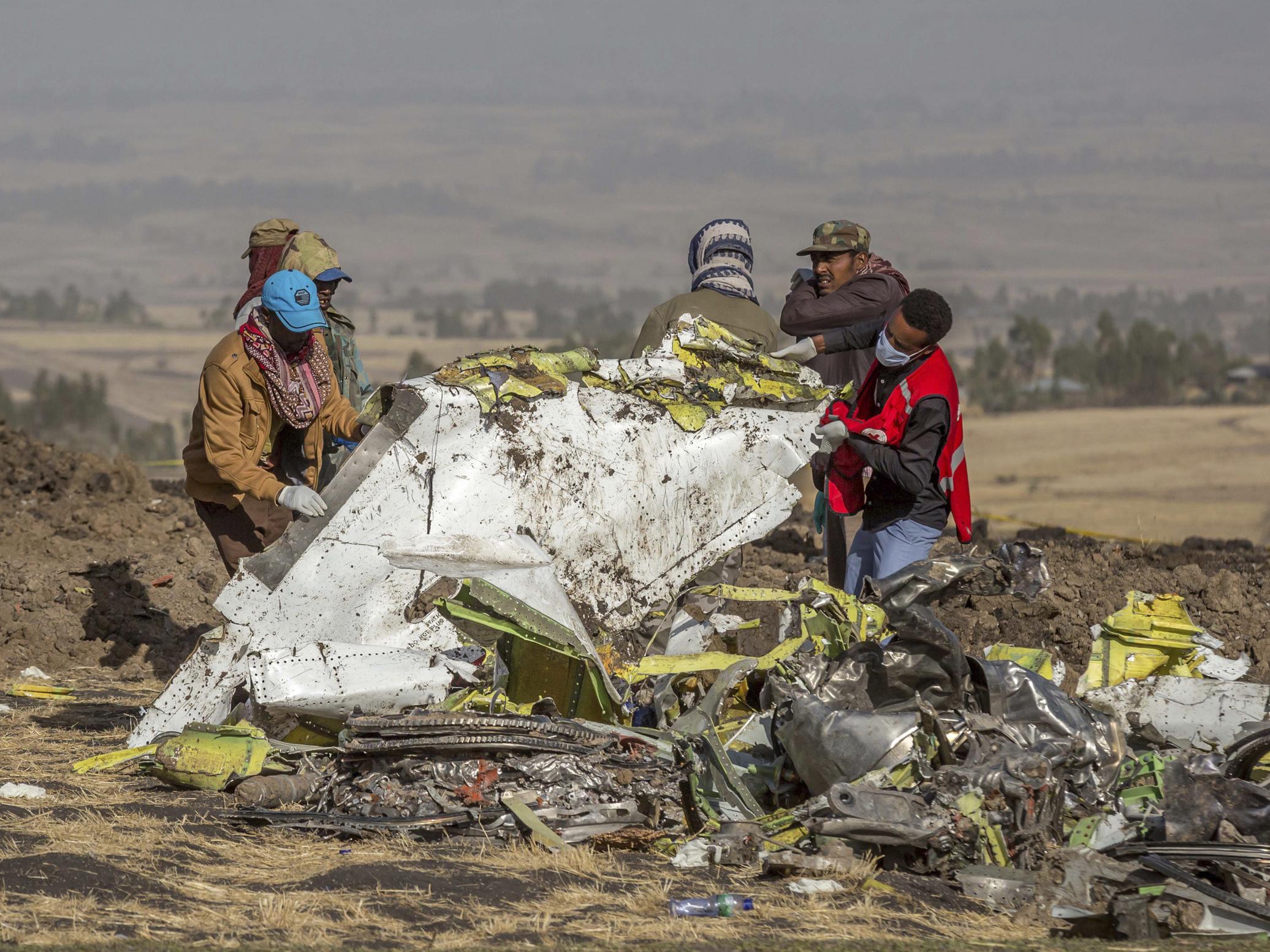 东航客机坠毁原因是什么（关于东航客机MU5735坠落相关猜测）
