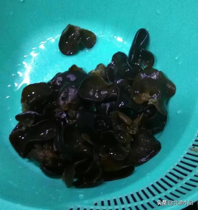 爆炒黑木耳(海天宴会爆炒黑木耳)