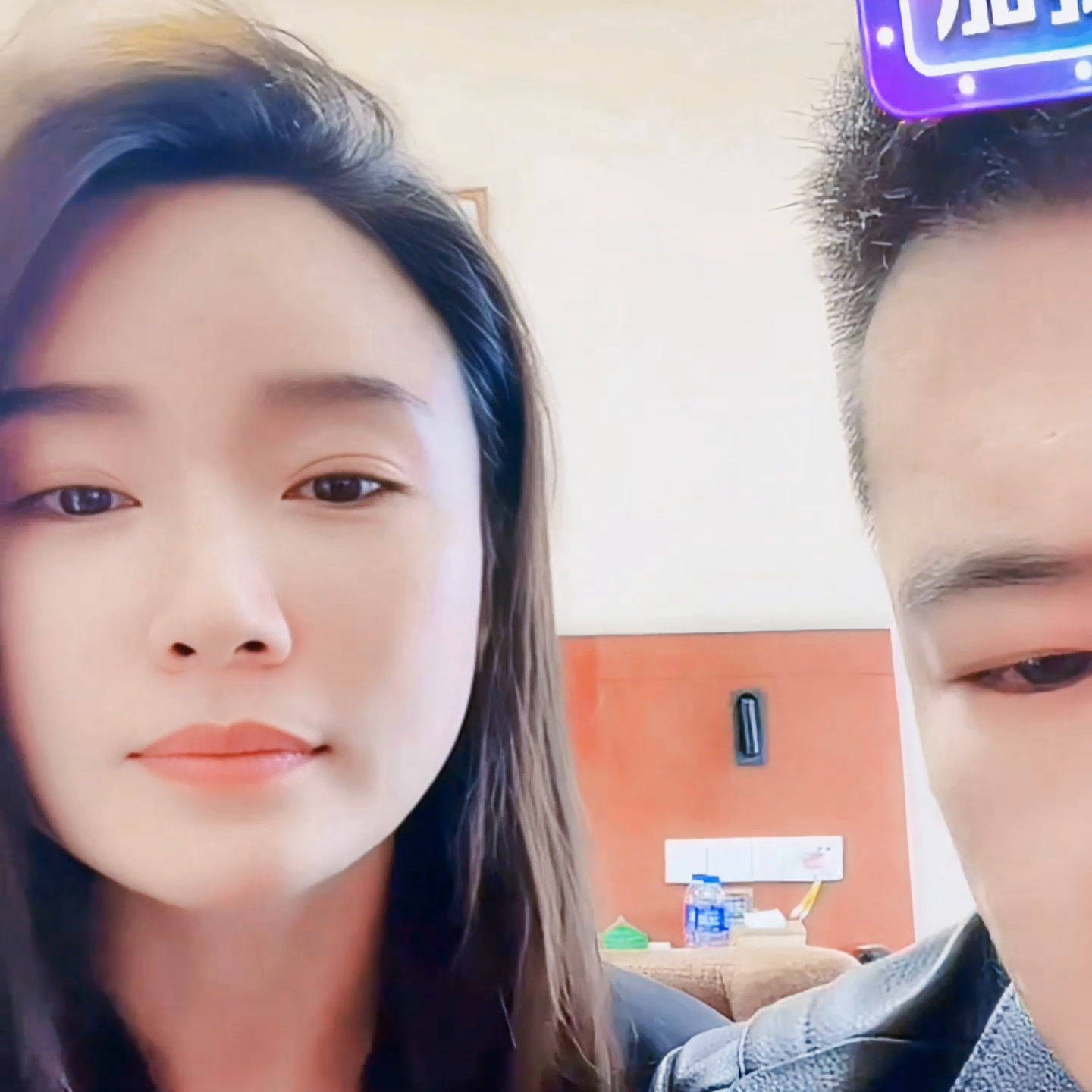 木森和红豆是什么关系（网友：红豆拿木森当弟弟）
