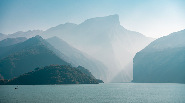 長江三峽旅遊攻略(重慶遊三峽4天3晚船票價格)