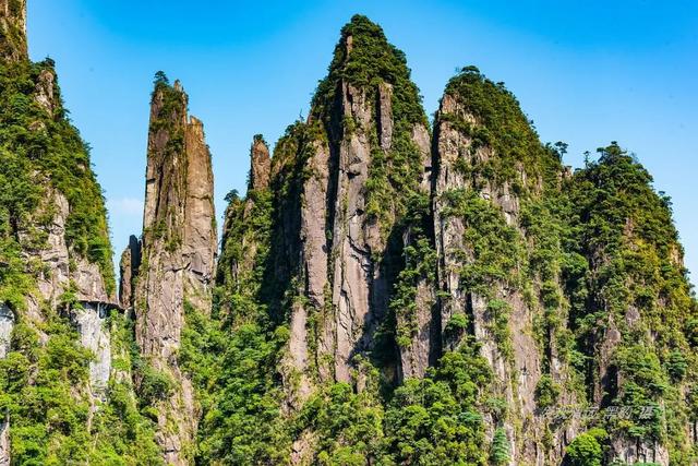 广东第一峰(广东第一峰能开车到山顶吗)