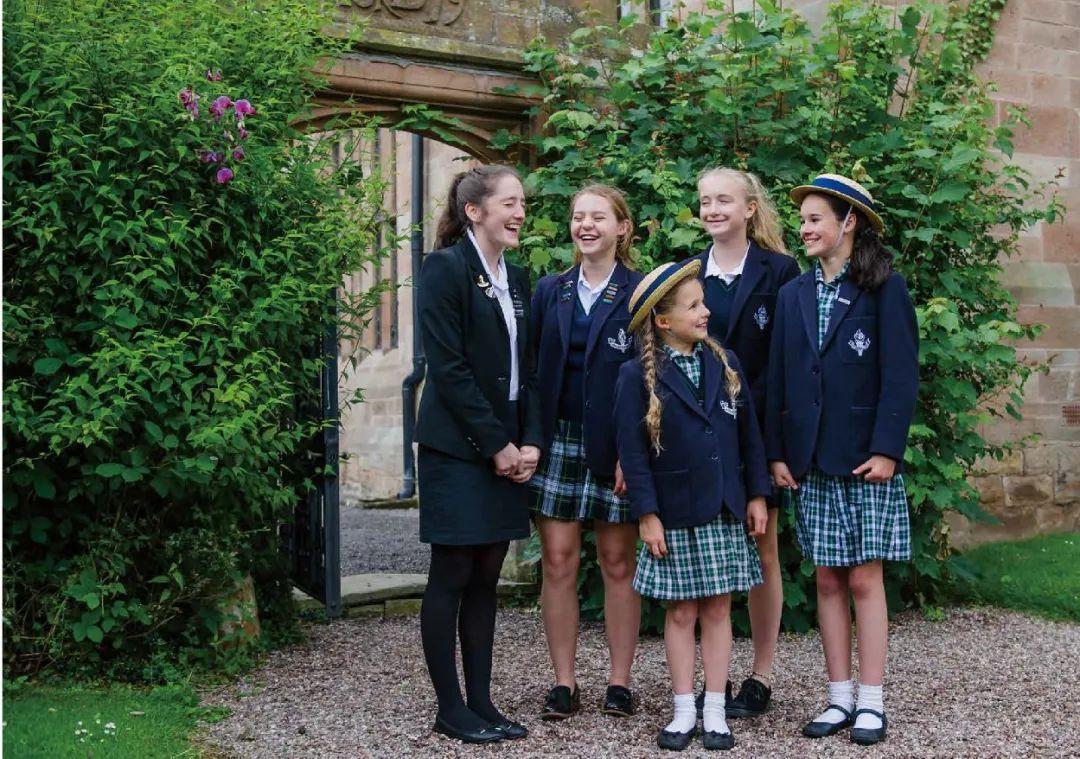 英国近代学校教育制度(解读公学教育)