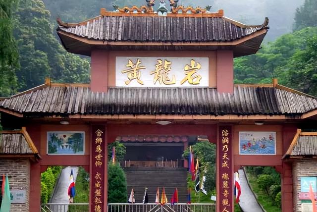 广州出发-河源2天游，跟畲族姑娘打板栗、探索地下龙宫