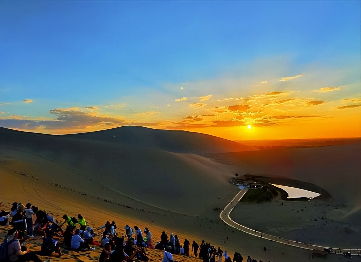 去哪里旅游比较好玩（盘点国内30个值得去的打卡地）