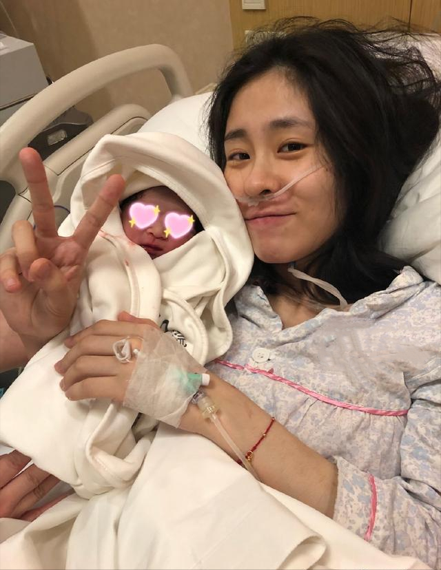 华晨宇和张碧晨结婚了吗（网友神评：不结婚是最好的选择）