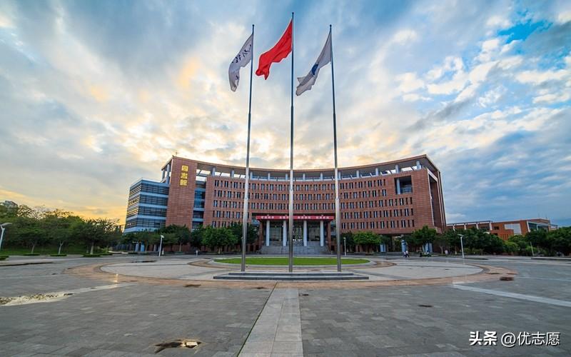 华南理工大学研究生院(华南理工大学研究生热门专业录取分析)