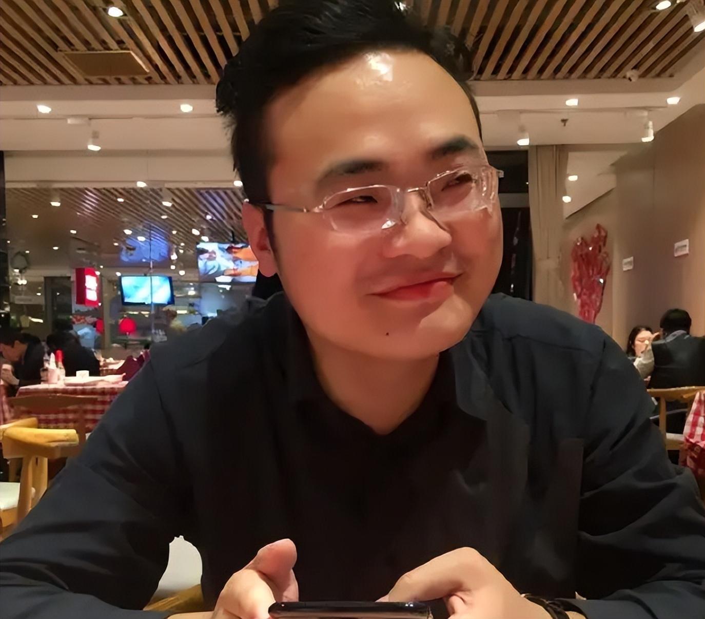 然而,随着前段时间倪海杉在dy平台的账号突然被封