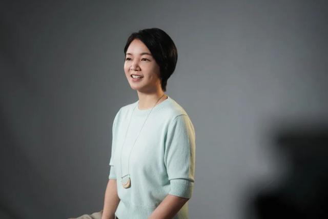 阿雅主持的节目(阿雅老公仁波切为什么是活佛)