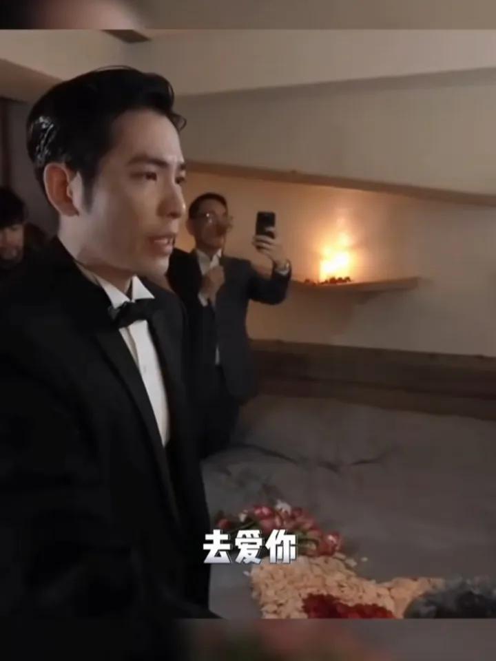 萧敬腾个人资料简介（萧敬腾成名与老婆有关）