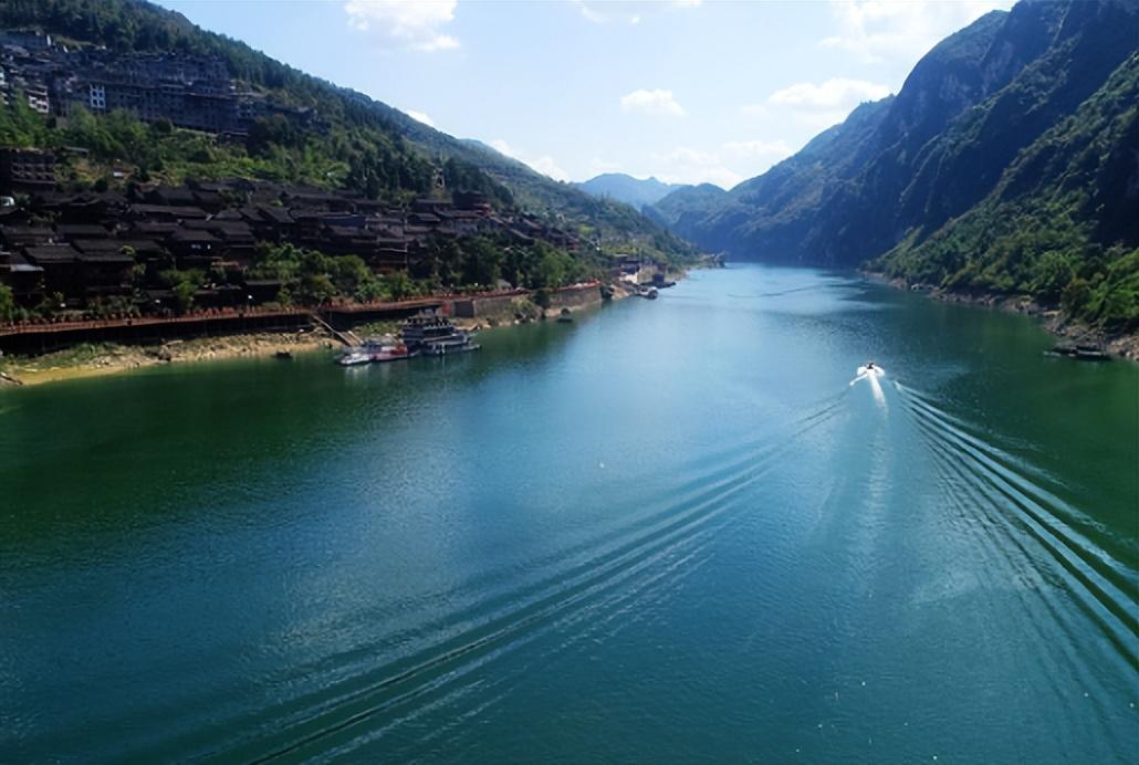 乌江自刎的乌江在哪里（附：项羽自刎典故及历史背景）