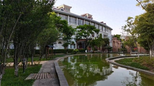 这个长假寻甸星河温泉小镇邀您一起打开温泉模式