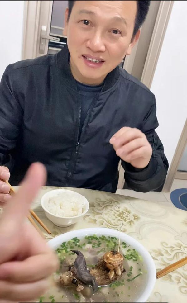 爸爸的大还是我的大呀(爸爸比我大多少岁了)